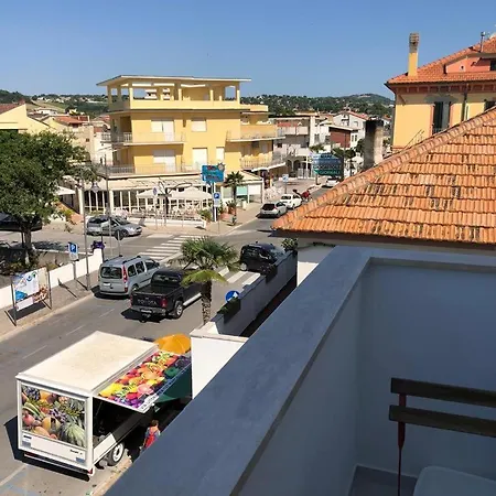 Rs305 - Marcelli, Nuovo Bilocale Fronte Mare